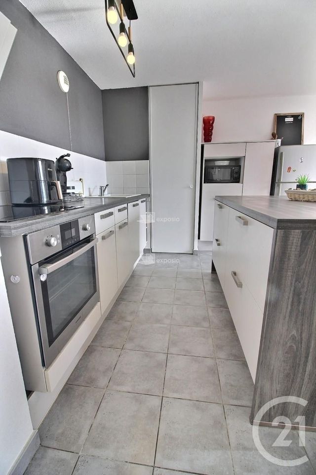 Appartement F3 à vendre - 3 pièces - 74.0 m2 - CANET EN ROUSSILLON - 66 - LANGUEDOC-ROUSSILLON - Century 21 Villa Canédo
